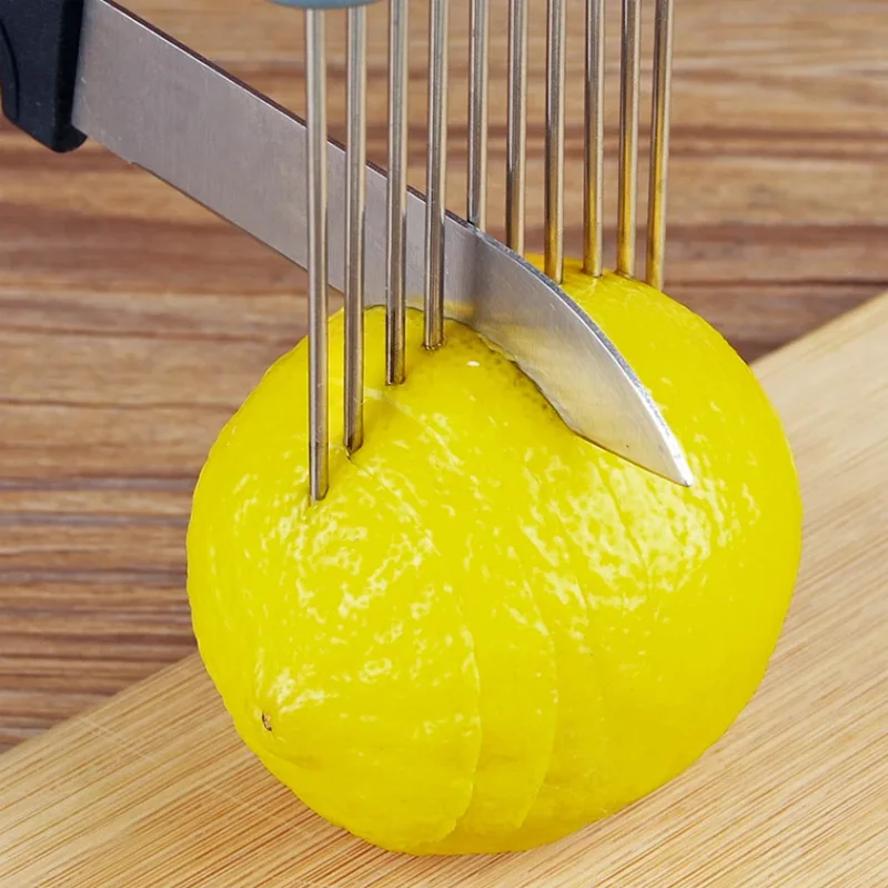 Tranchez les oignons sans effo - Onion Holder Slicer avis et prix